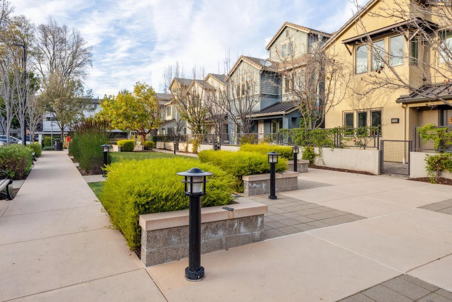 Detail Gallery Image 48 of 51 For 3428 Alma Village Cir, Palo Alto,  CA 94306 - 4 Beds | 3/1 Baths