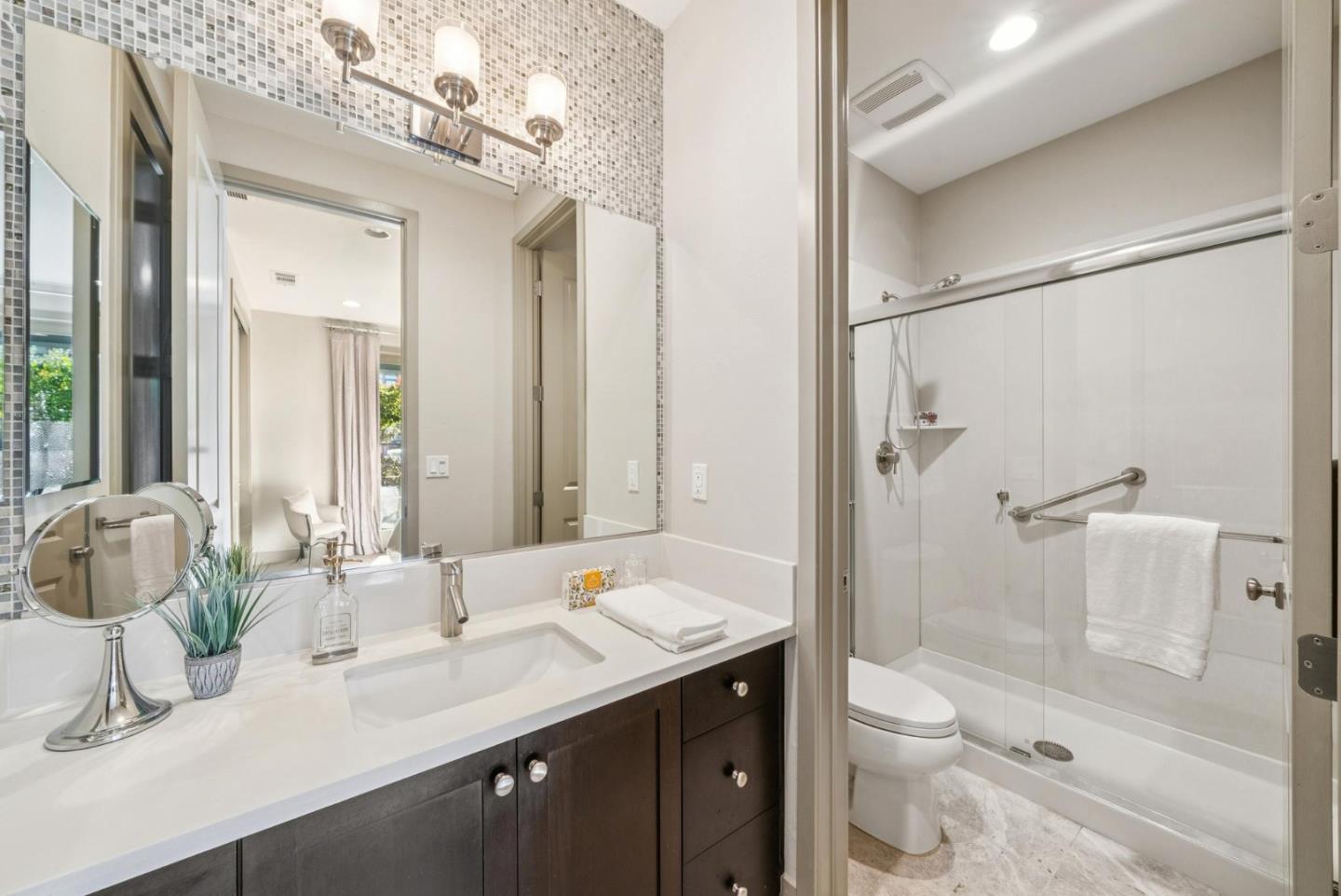 Detail Gallery Image 7 of 51 For 3428 Alma Village Cir, Palo Alto,  CA 94306 - 4 Beds | 3/1 Baths