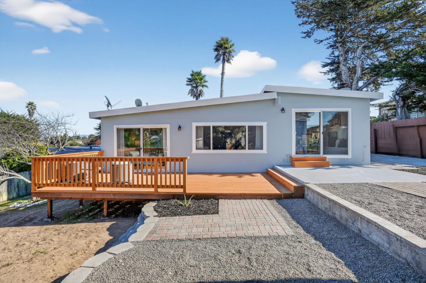 Detail Gallery Image 12 of 13 For 3053 Berney Dr, Marina,  CA 93933 - 3 Beds | 2 Baths