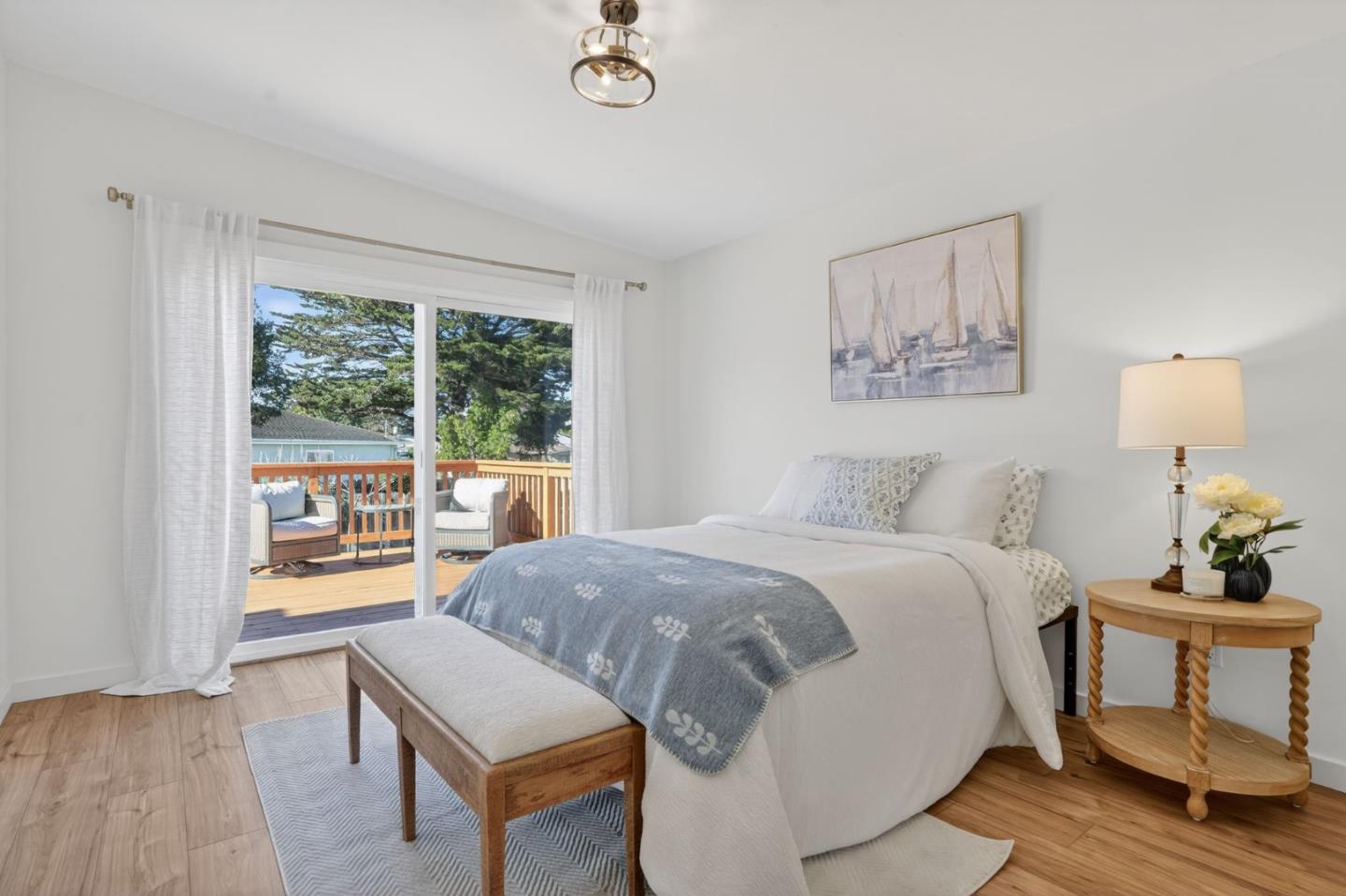 Detail Gallery Image 7 of 13 For 3053 Berney Dr, Marina,  CA 93933 - 3 Beds | 2 Baths