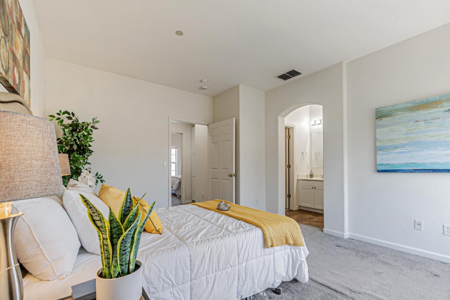 Detail Gallery Image 19 of 40 For 39 Cloud Walk, Milpitas,  CA 95035 - 3 Beds | 2/1 Baths