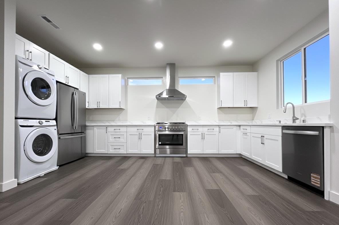 Detail Gallery Image 4 of 15 For 16480 Hilow Road, Los Gatos,  CA 95032 - 3 Beds | 2 Baths