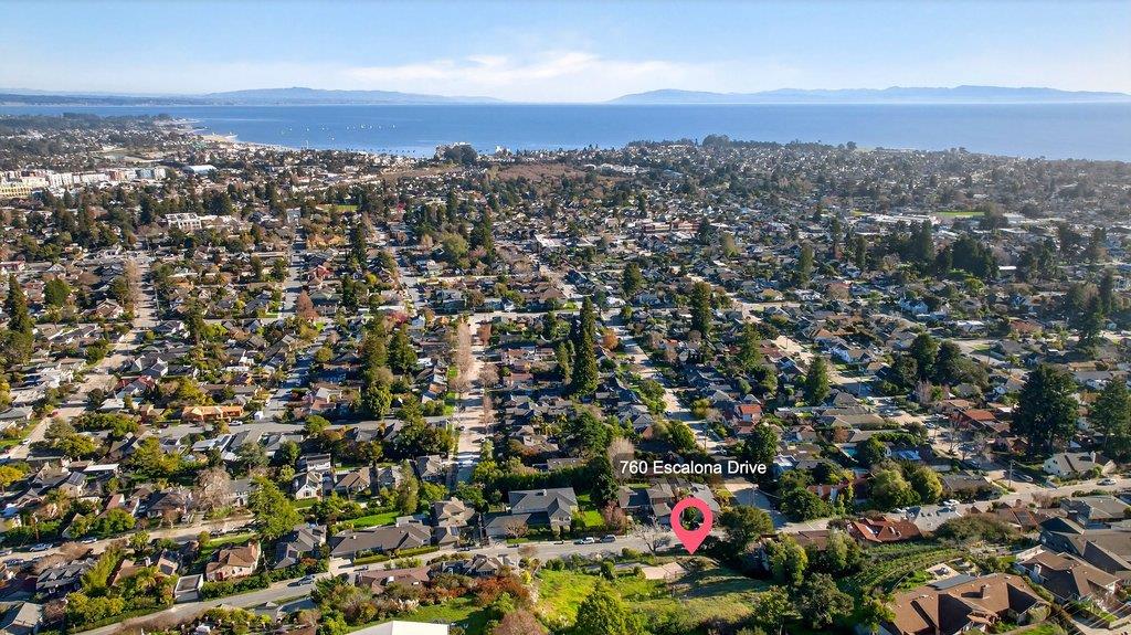 Detail Gallery Image 6 of 26 For 760 Escalona Dr, Santa Cruz,  CA 95060 - – Beds | – Baths