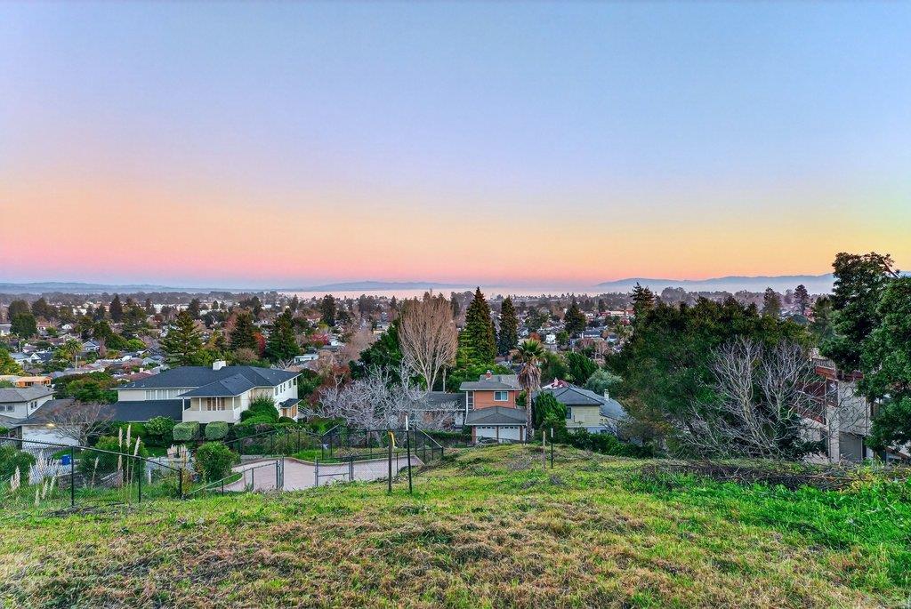 Detail Gallery Image 7 of 26 For 760 Escalona Dr, Santa Cruz,  CA 95060 - – Beds | – Baths