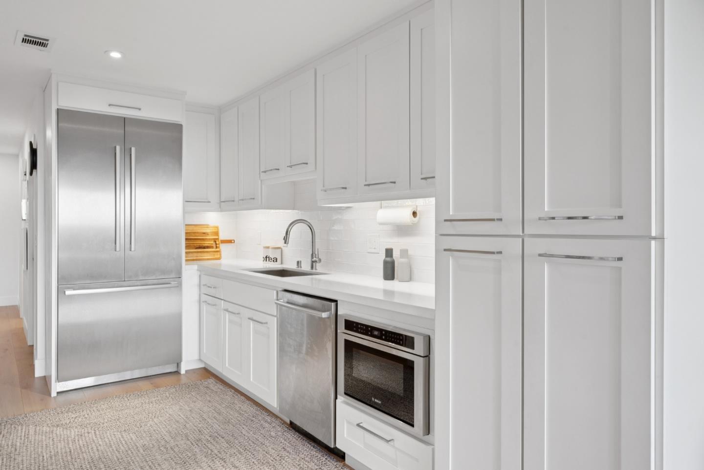 Detail Gallery Image 22 of 50 For 1326 Hoover St #2,  Menlo Park,  CA 94025 - 2 Beds | 2 Baths