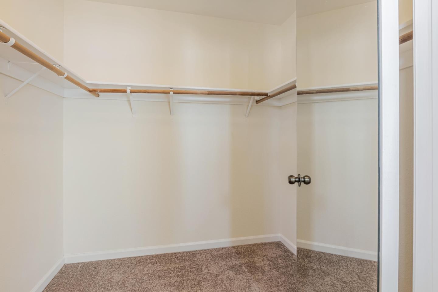 Detail Gallery Image 19 of 28 For 5111 Venice Ct, Pleasanton,  CA 94588 - 4 Beds | 2/1 Baths