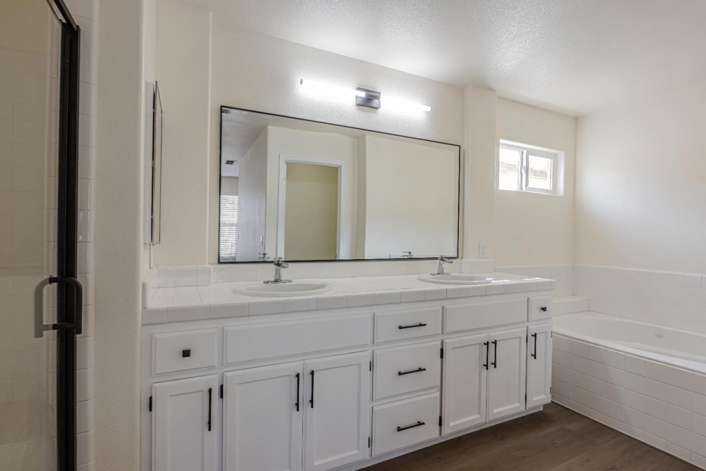Detail Gallery Image 20 of 28 For 5111 Venice Ct, Pleasanton,  CA 94588 - 4 Beds | 2/1 Baths
