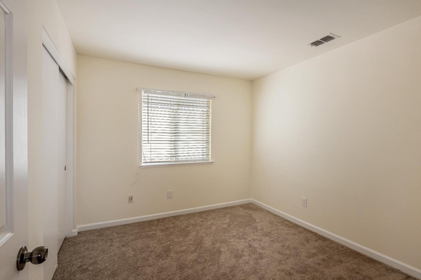 Detail Gallery Image 24 of 28 For 5111 Venice Ct, Pleasanton,  CA 94588 - 4 Beds | 2/1 Baths