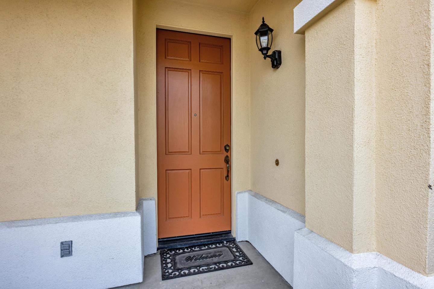 Detail Gallery Image 4 of 28 For 5111 Venice Ct, Pleasanton,  CA 94588 - 4 Beds | 2/1 Baths
