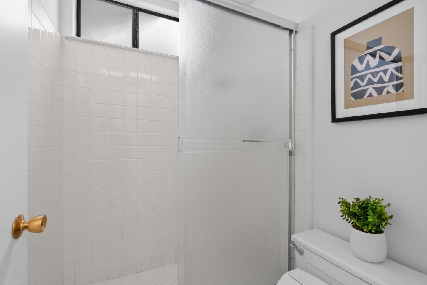 Detail Gallery Image 17 of 23 For 905 W Middlefield Rd #982,  Mountain View,  CA 94043 - 2 Beds | 2 Baths
