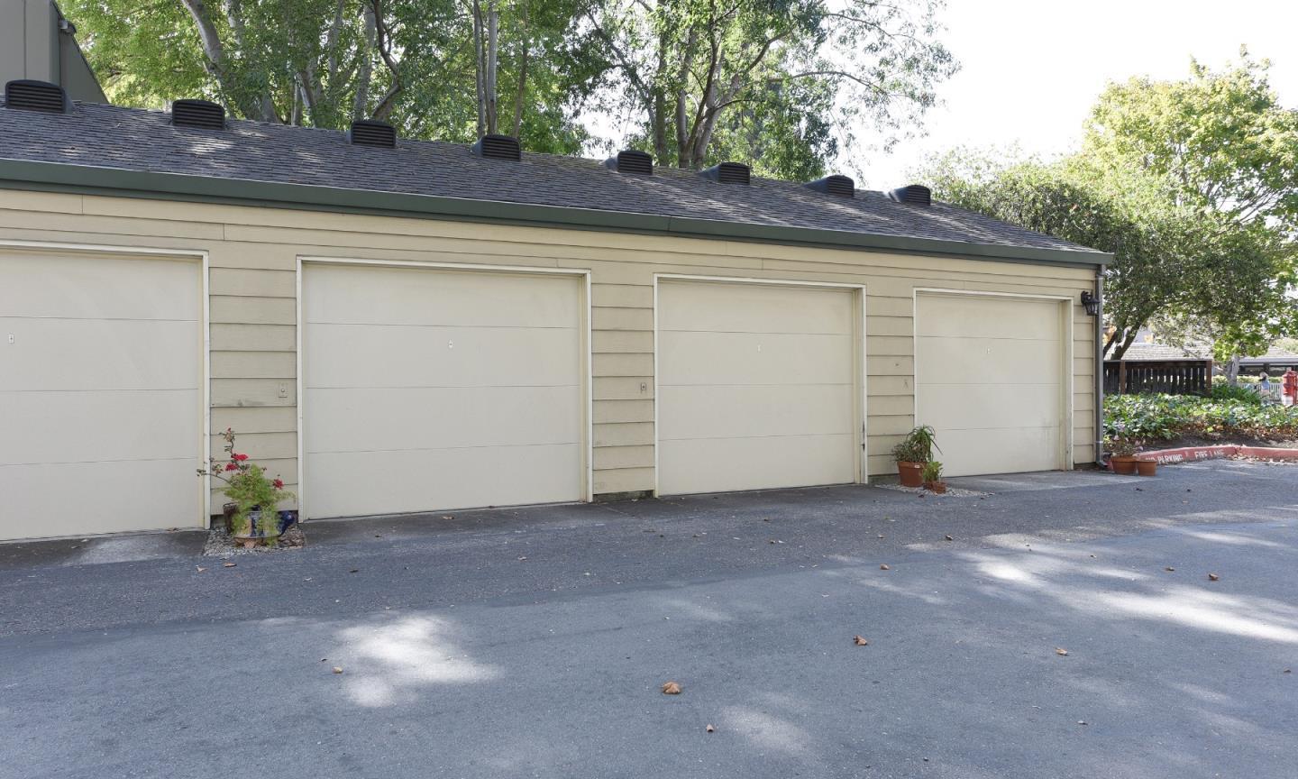 Detail Gallery Image 20 of 23 For 905 W Middlefield Rd #982,  Mountain View,  CA 94043 - 2 Beds | 2 Baths