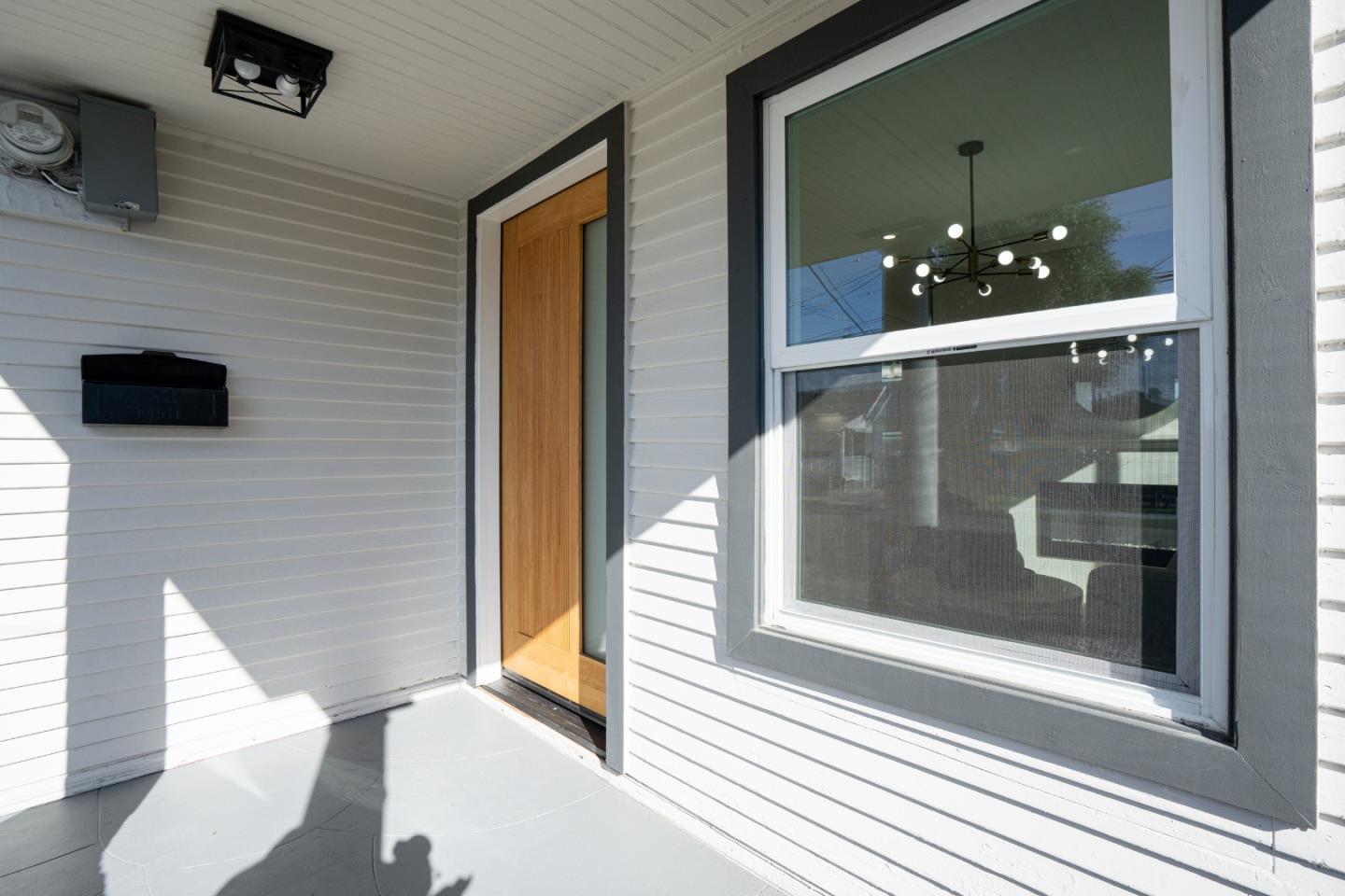 Detail Gallery Image 4 of 26 For 1078 Palm St, San Jose,  CA 95110 - 3 Beds | 2 Baths