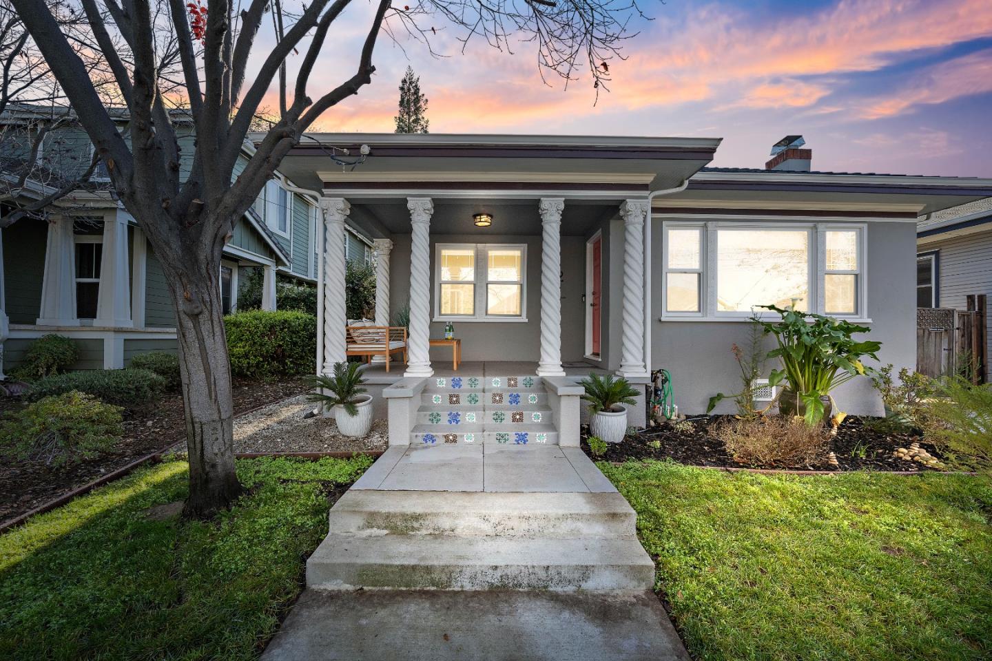 Detail Gallery Image 4 of 61 For 612 Orvis Ave, San Jose,  CA 95112 - 2 Beds | 1 Baths