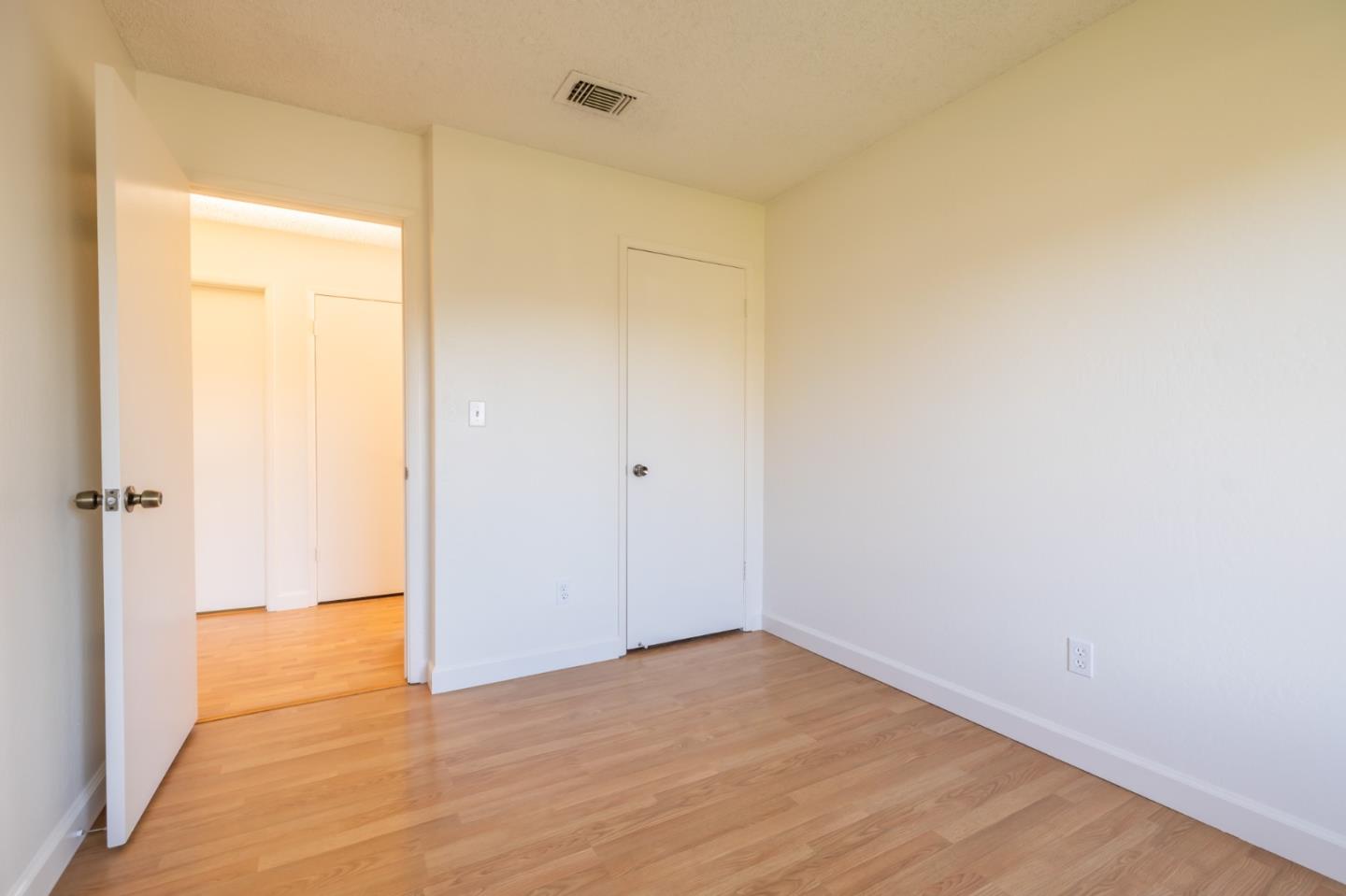 Detail Gallery Image 8 of 45 For 779 Wedgewood Dr, Pittsburg,  CA 94565 - 3 Beds | 1 Baths