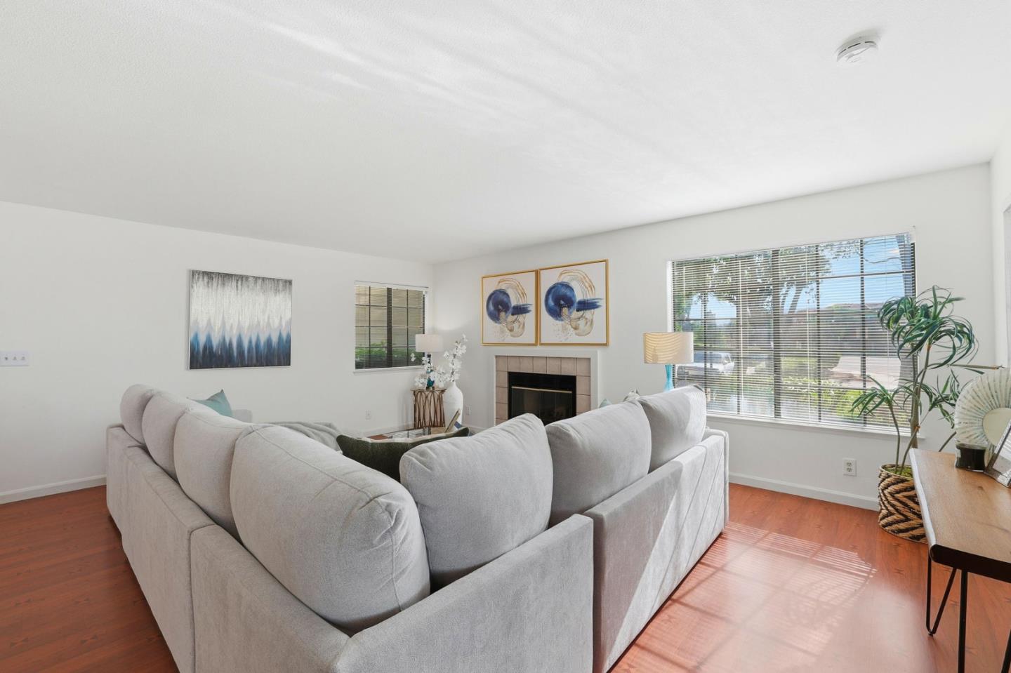 Detail Gallery Image 11 of 45 For 3241 Heather Ridge Ct, San Jose,  CA 95136 - 3 Beds | 2 Baths