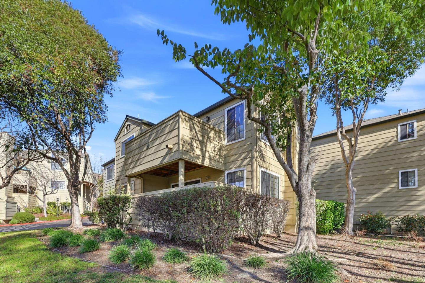 Detail Gallery Image 5 of 45 For 3241 Heather Ridge Ct, San Jose,  CA 95136 - 3 Beds | 2 Baths