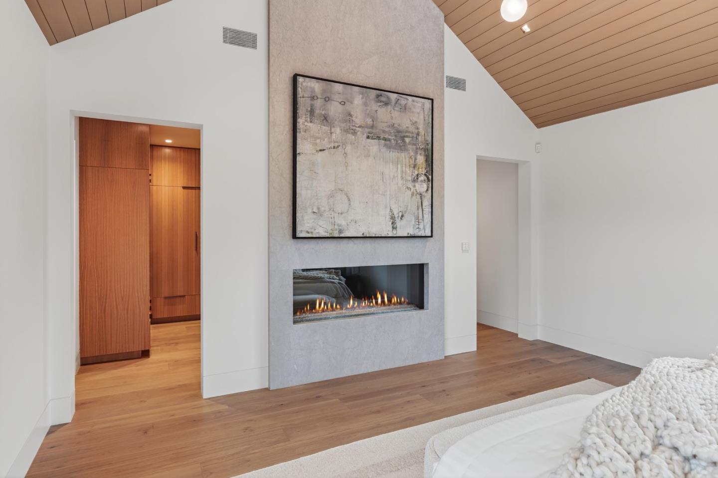 Detail Gallery Image 11 of 30 For 6 Cedar Ln, Woodside,  CA 94062 - 6 Beds | 7/1 Baths