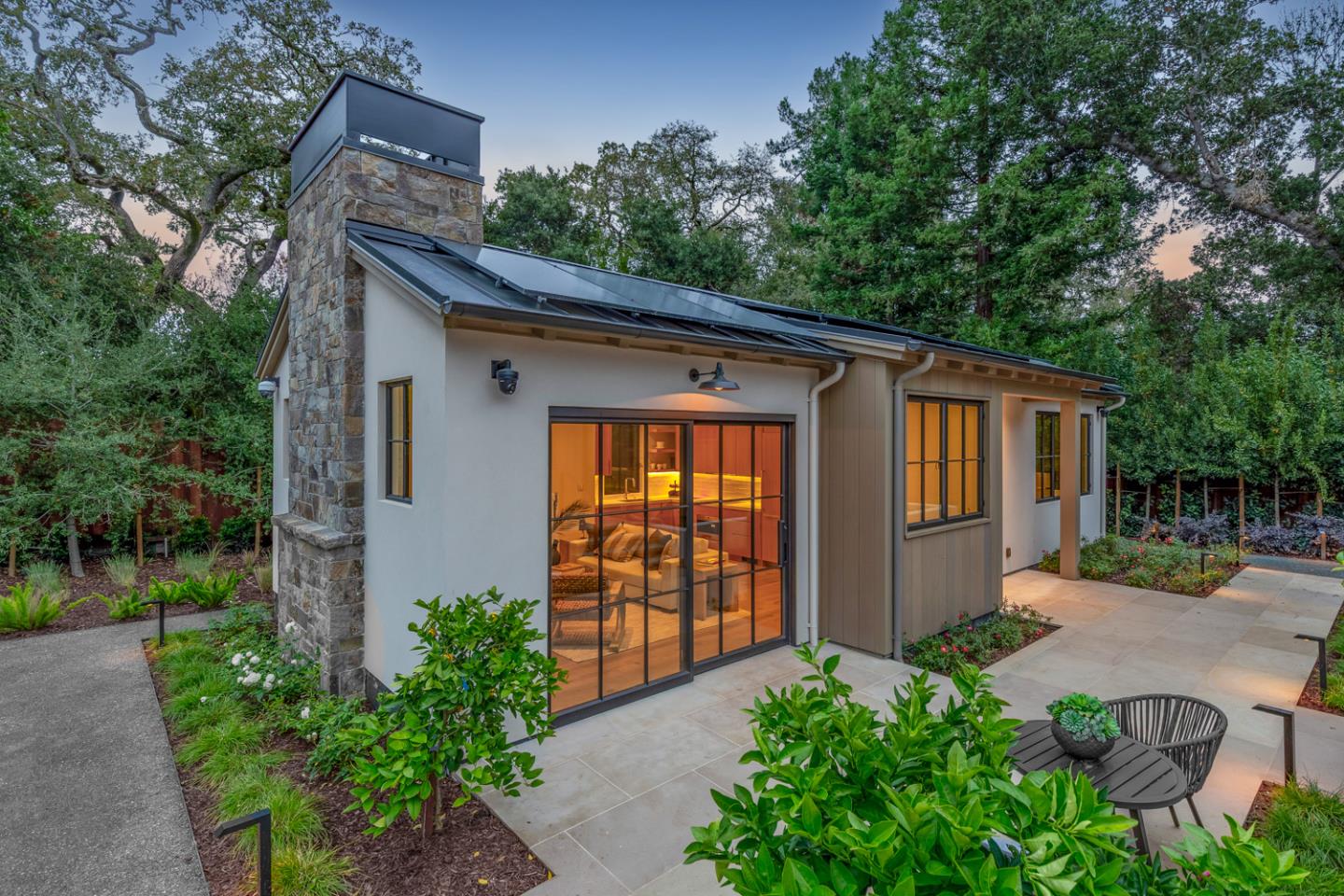 Detail Gallery Image 26 of 30 For 6 Cedar Ln, Woodside,  CA 94062 - 6 Beds | 7/1 Baths