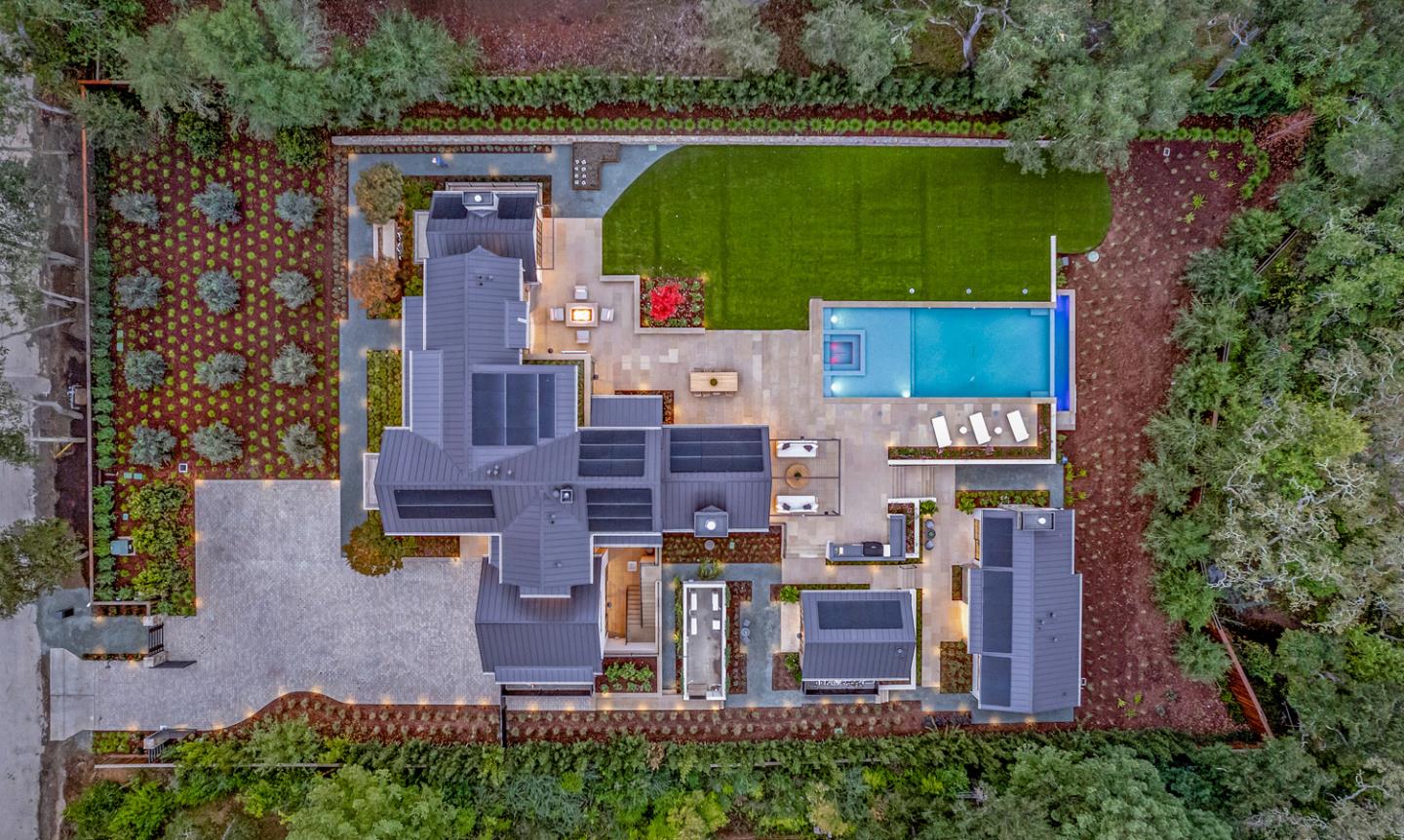 Detail Gallery Image 30 of 30 For 6 Cedar Ln, Woodside,  CA 94062 - 6 Beds | 7/1 Baths