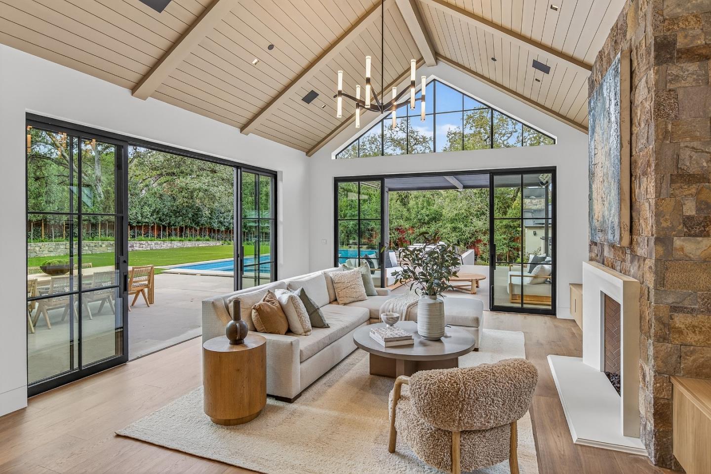 Detail Gallery Image 8 of 30 For 6 Cedar Ln, Woodside,  CA 94062 - 6 Beds | 7/1 Baths