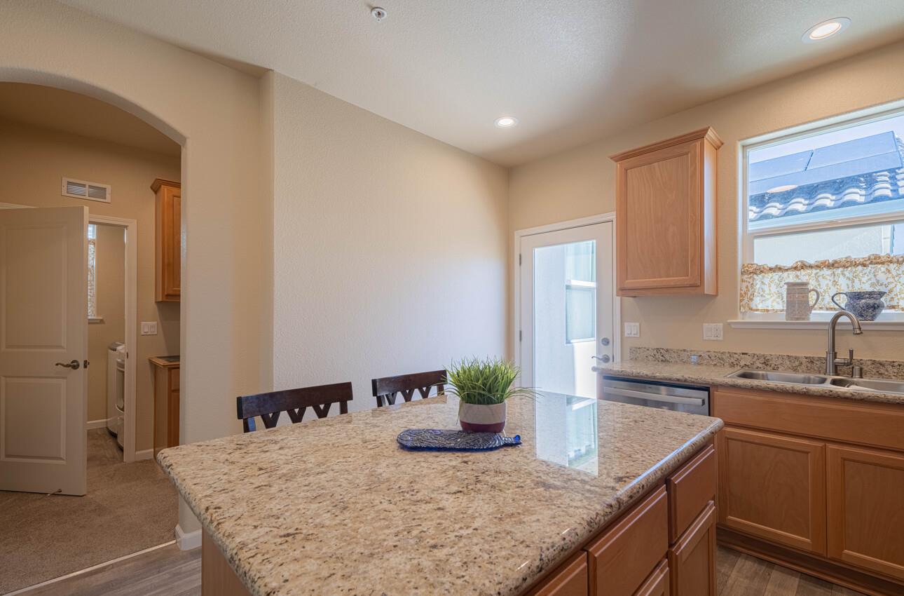 Detail Gallery Image 8 of 29 For 770 Brandywine Ln, King City,  CA 93930 - 3 Beds | 2 Baths