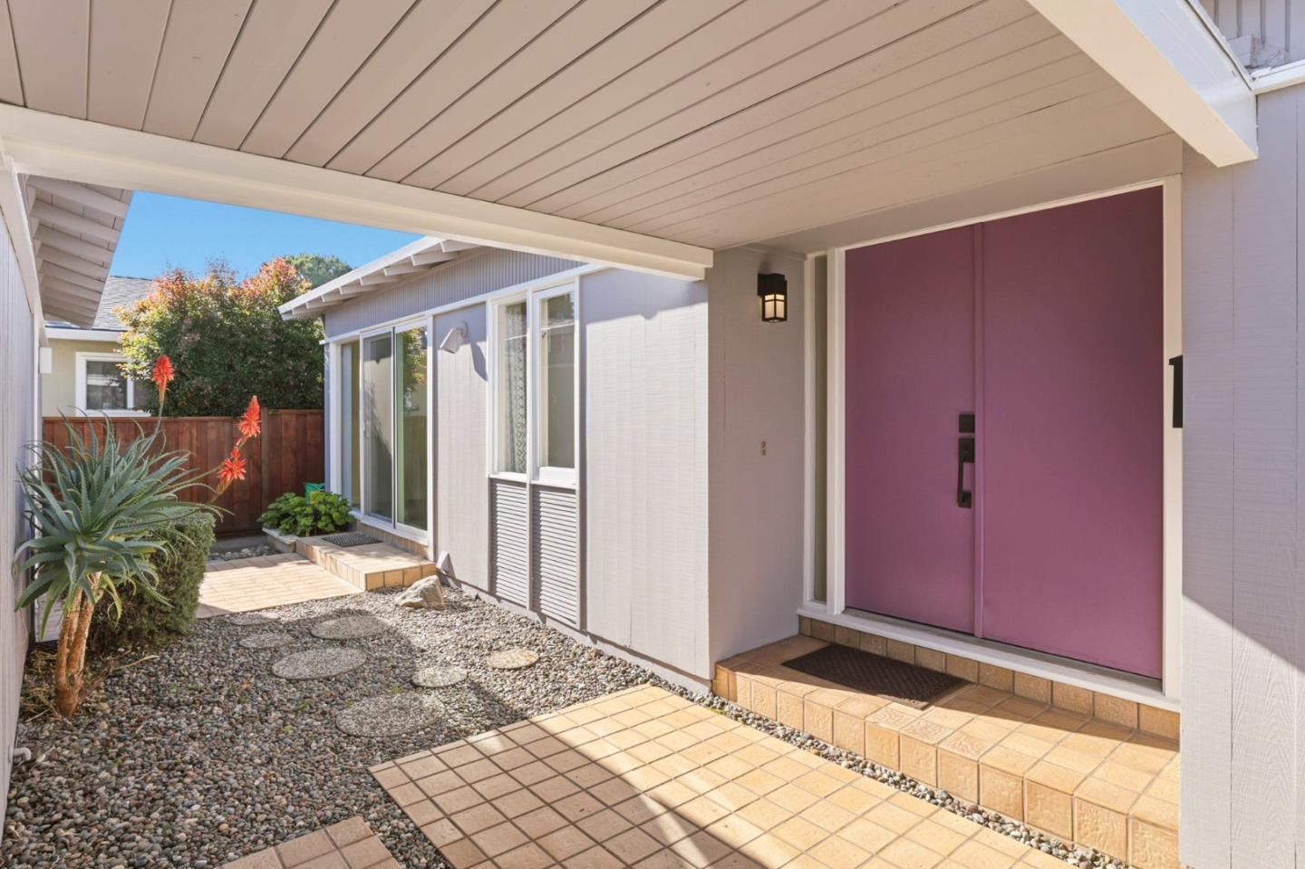 Detail Gallery Image 2 of 30 For 1201 Weymoth Dr, Cupertino,  CA 95014 - 3 Beds | 2 Baths