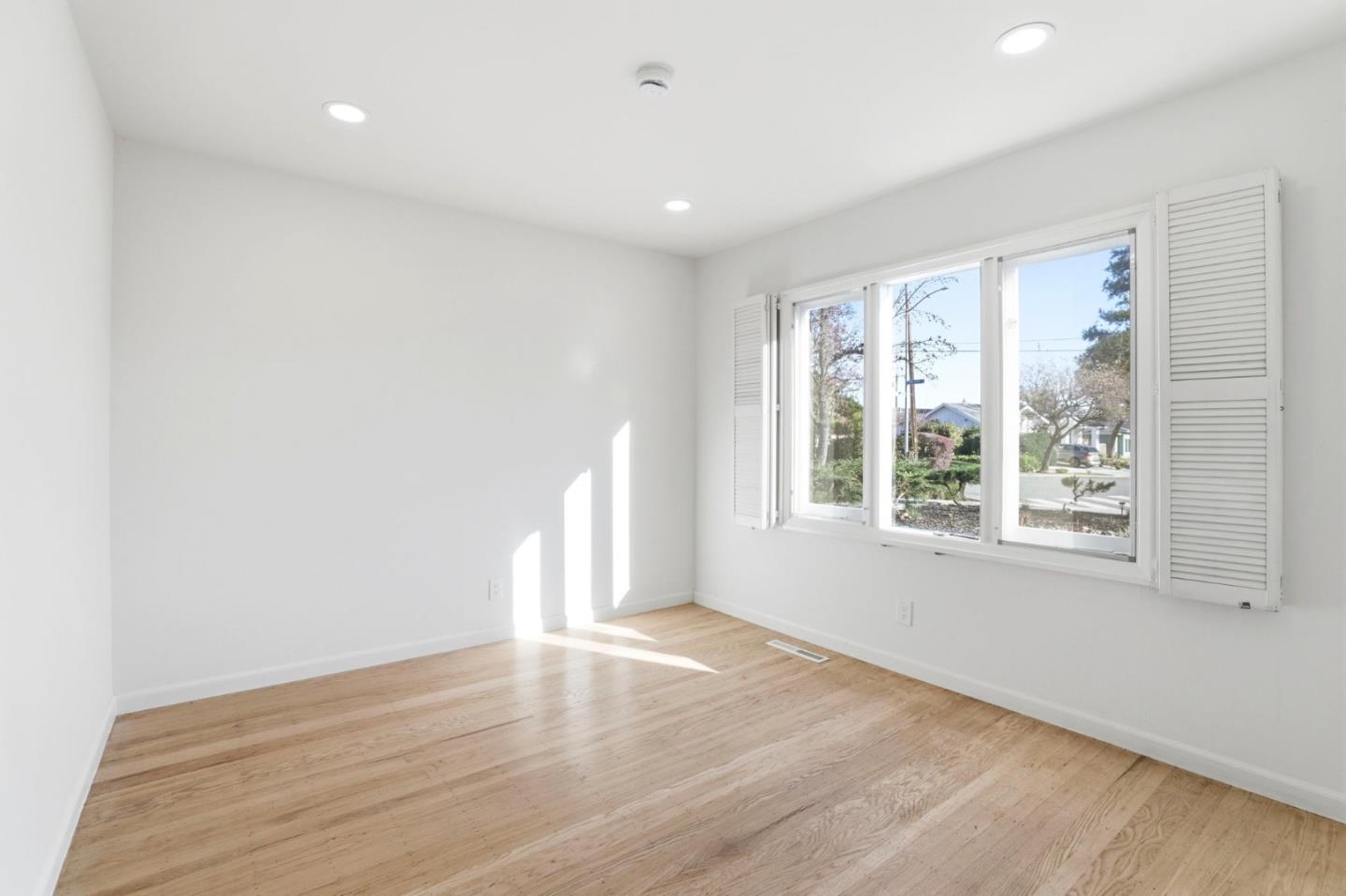 Detail Gallery Image 22 of 30 For 1201 Weymoth Dr, Cupertino,  CA 95014 - 3 Beds | 2 Baths