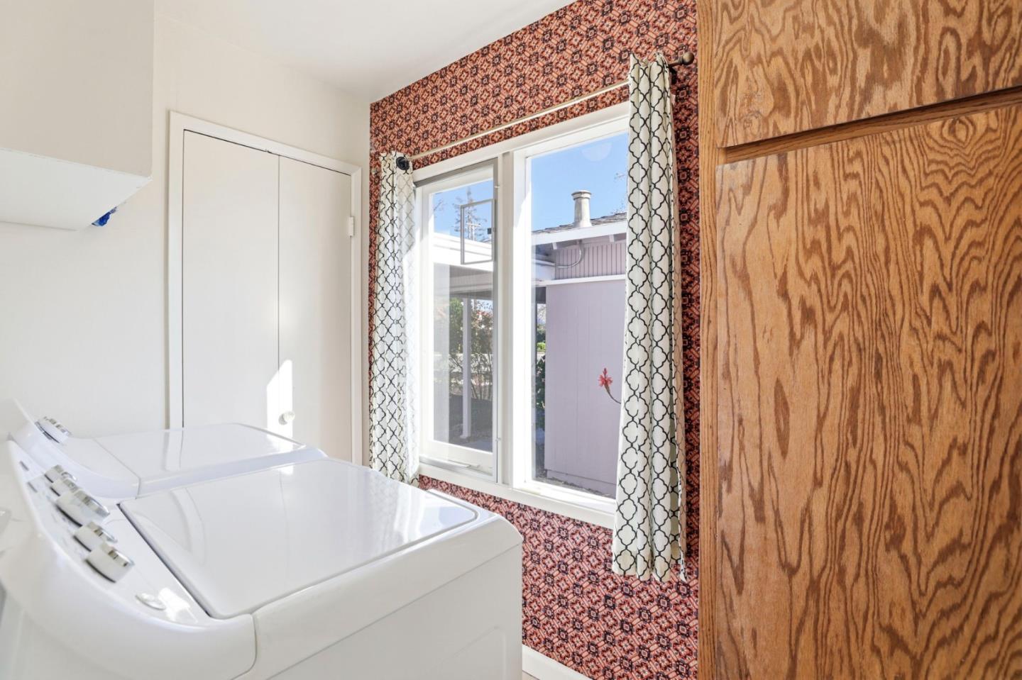 Detail Gallery Image 25 of 30 For 1201 Weymoth Dr, Cupertino,  CA 95014 - 3 Beds | 2 Baths