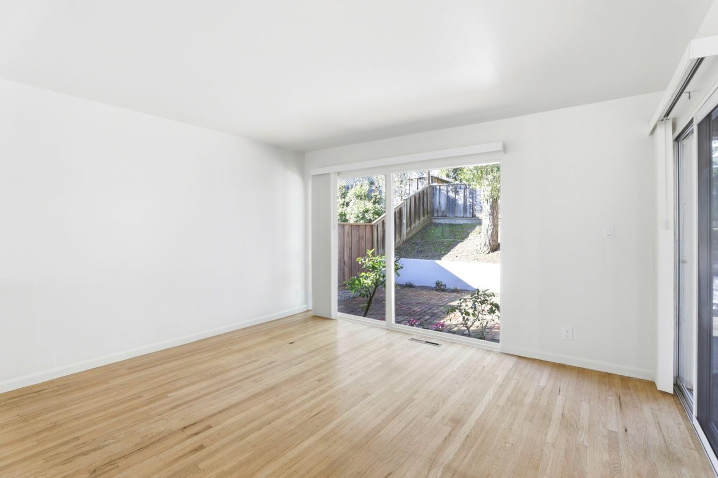 Detail Gallery Image 6 of 30 For 1201 Weymoth Dr, Cupertino,  CA 95014 - 3 Beds | 2 Baths