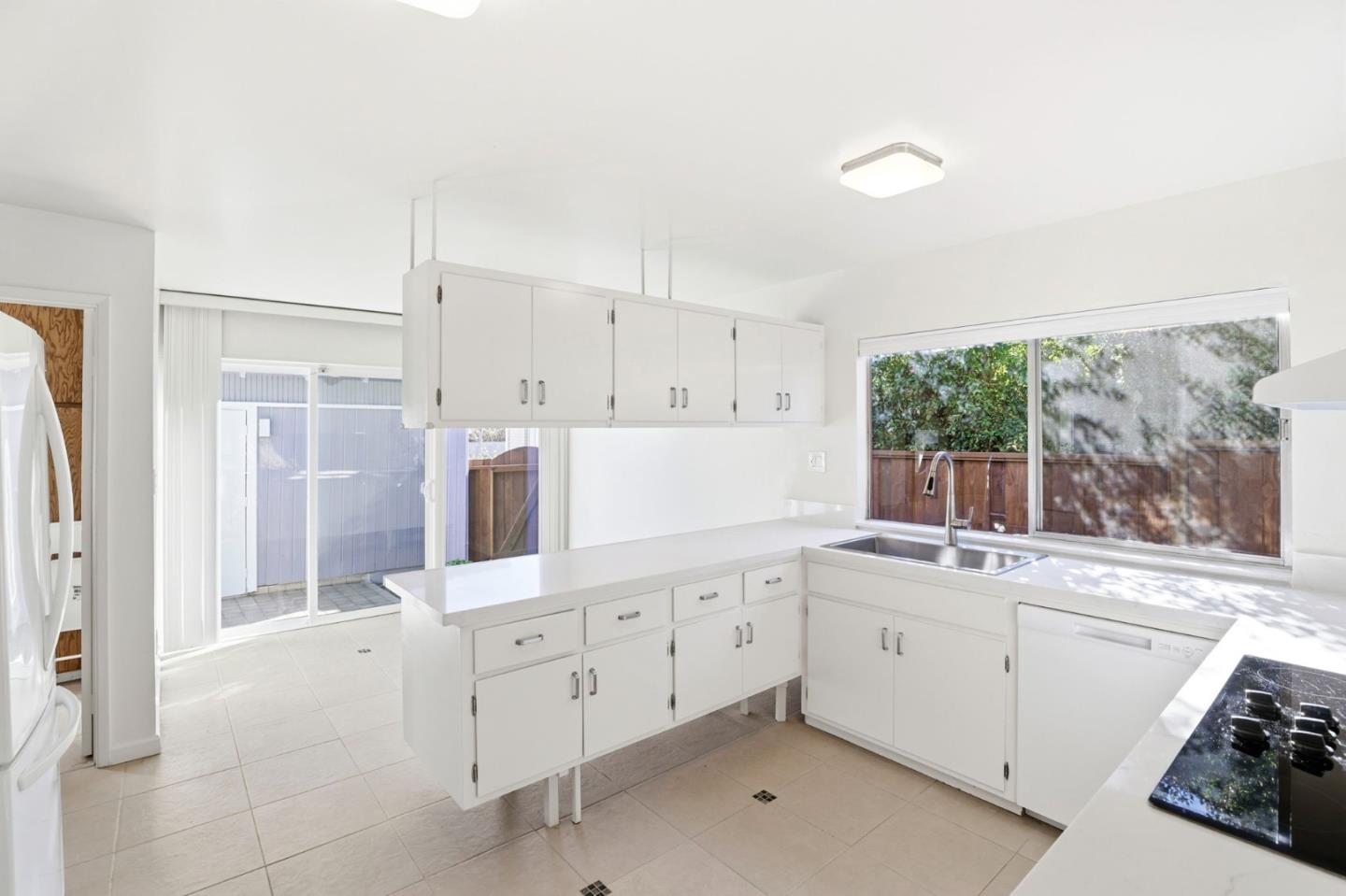 Detail Gallery Image 9 of 30 For 1201 Weymoth Dr, Cupertino,  CA 95014 - 3 Beds | 2 Baths