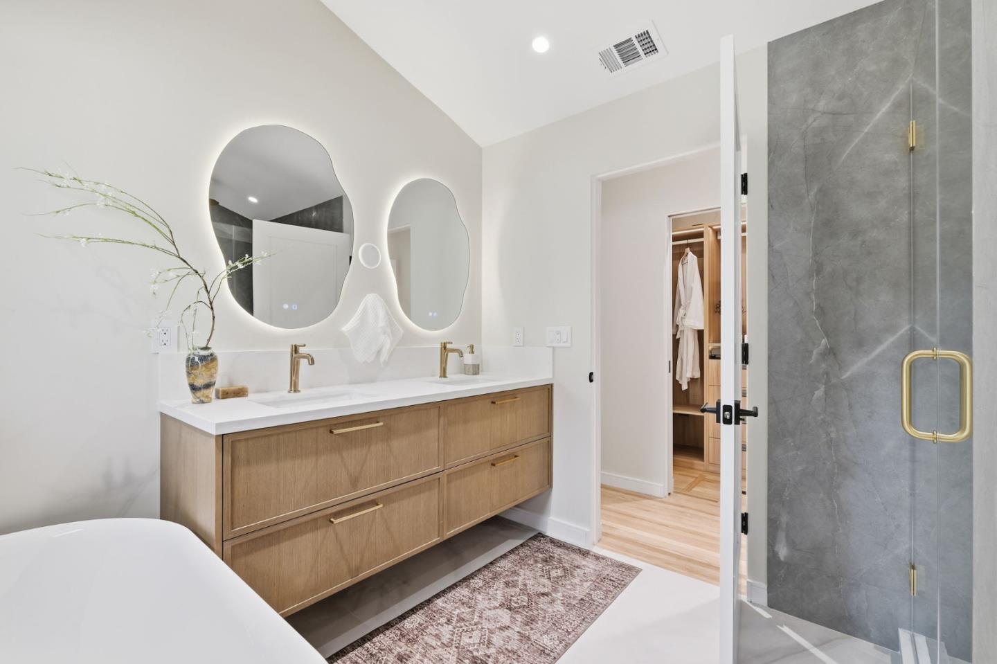 Detail Gallery Image 23 of 59 For 371 E Oakwood Blvd, Redwood City,  CA 94061 - 3 Beds | 2 Baths