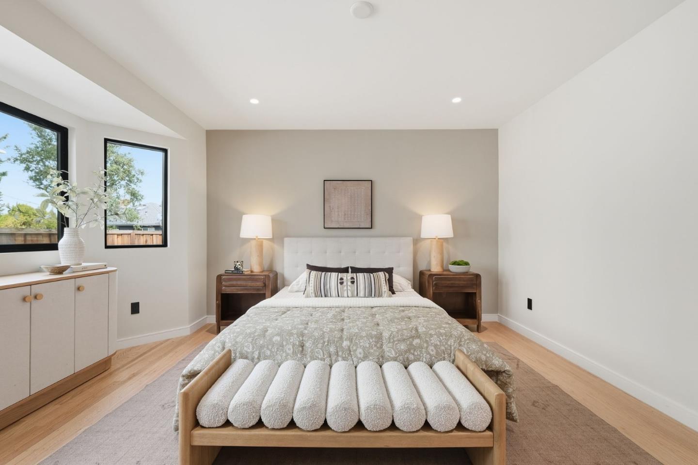 Detail Gallery Image 27 of 59 For 371 E Oakwood Blvd, Redwood City,  CA 94061 - 3 Beds | 2 Baths