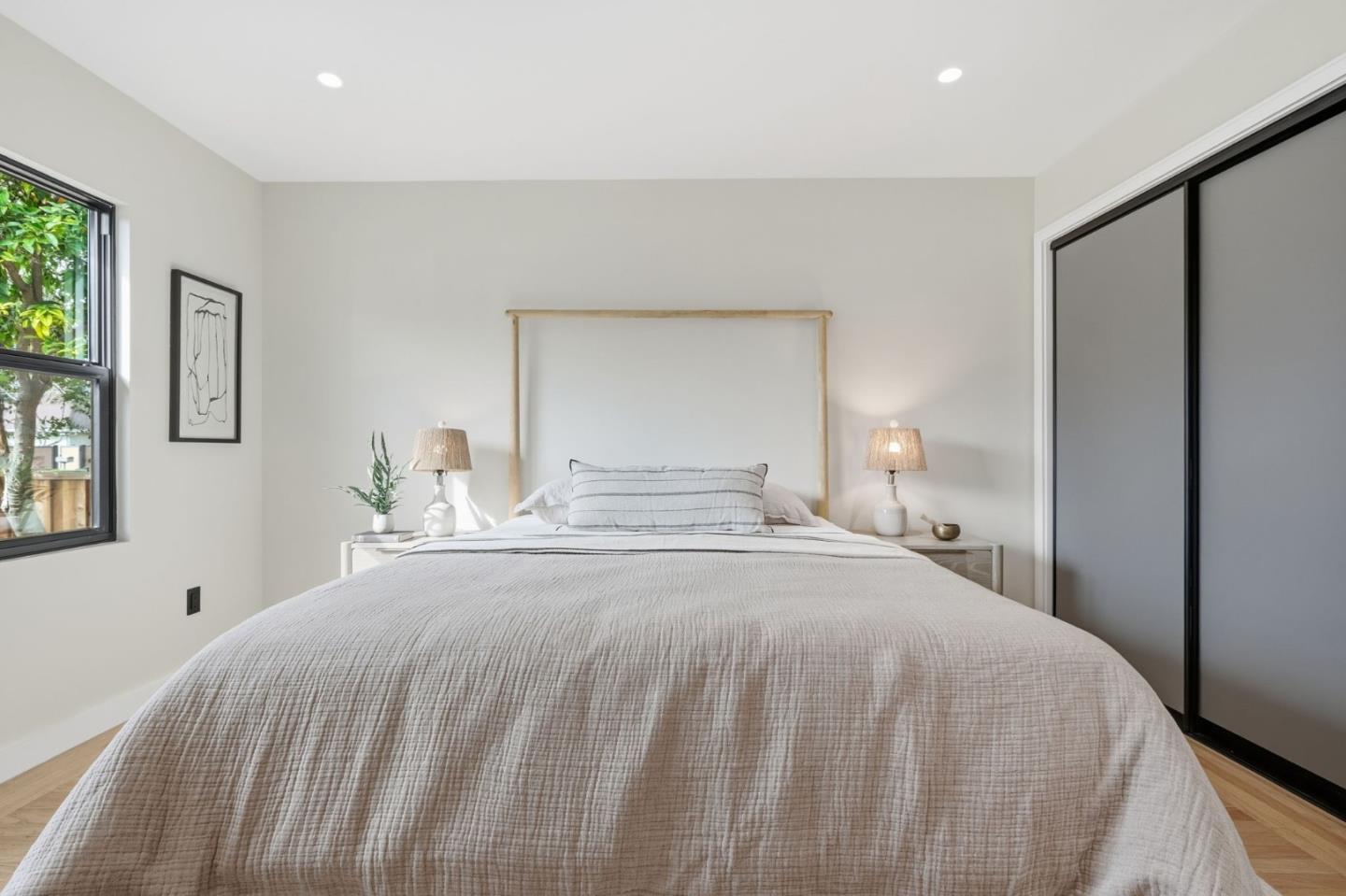 Detail Gallery Image 30 of 59 For 371 E Oakwood Blvd, Redwood City,  CA 94061 - 3 Beds | 2 Baths