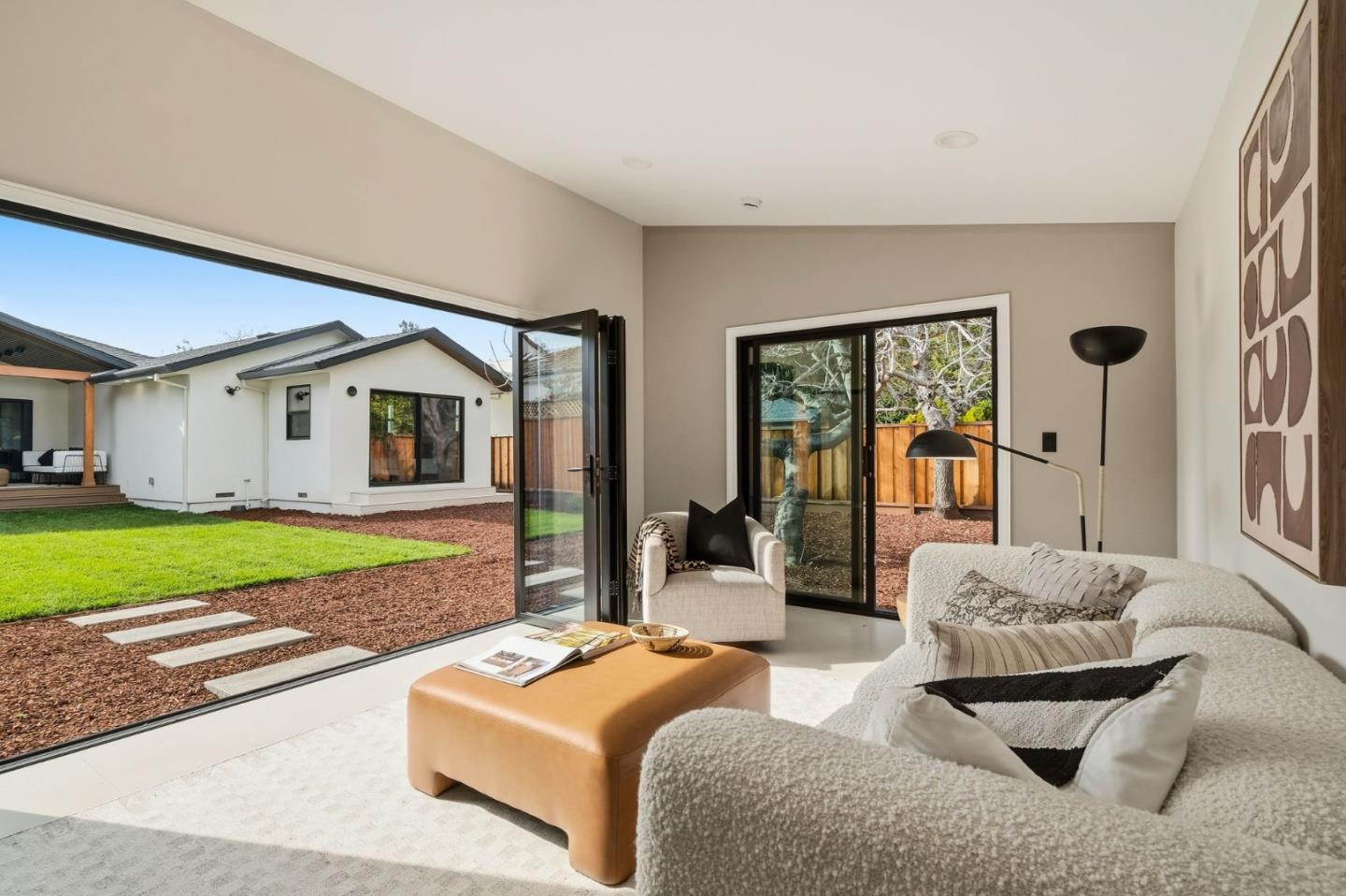 Detail Gallery Image 38 of 59 For 371 E Oakwood Blvd, Redwood City,  CA 94061 - 3 Beds | 2 Baths