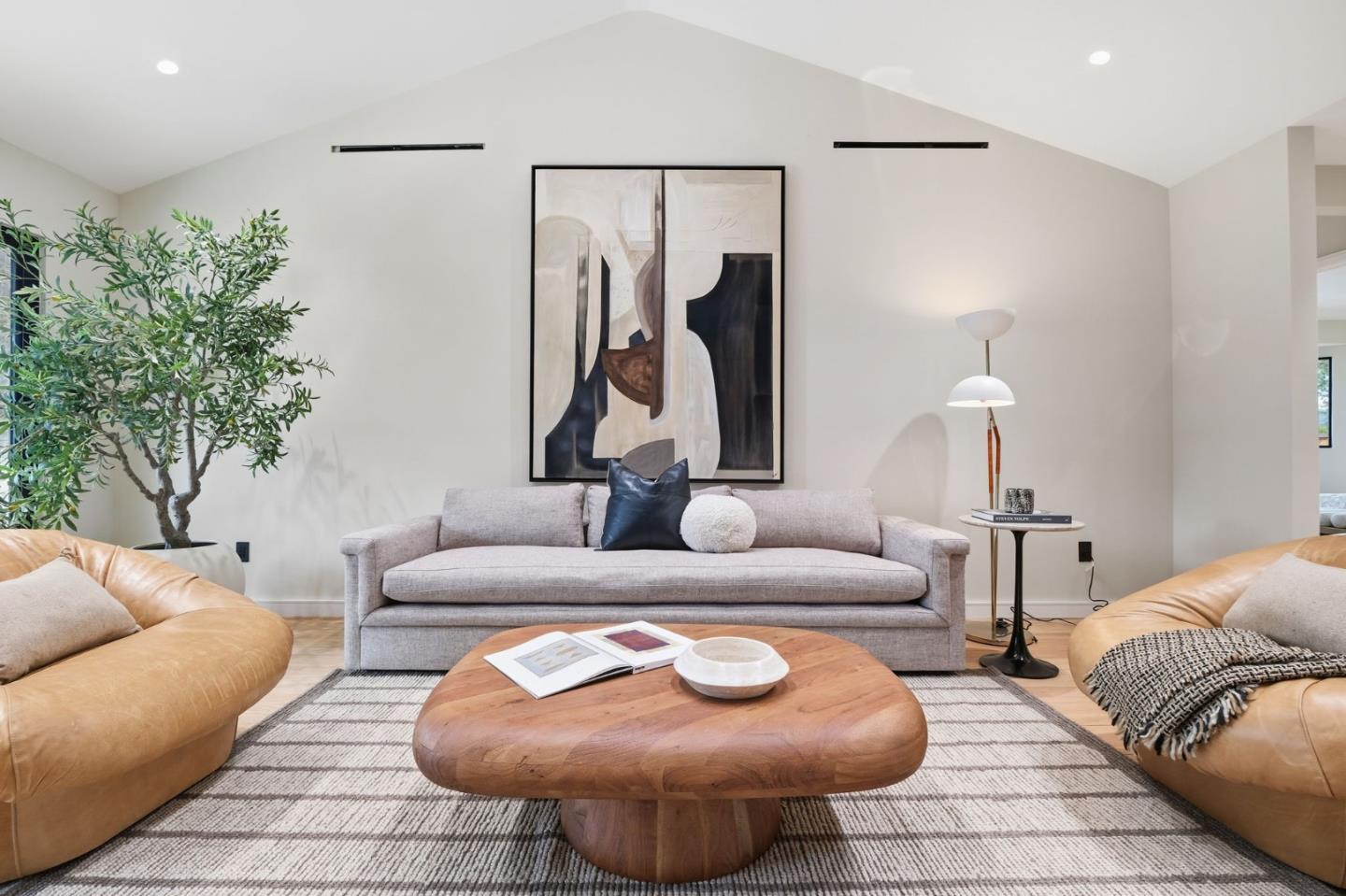 Detail Gallery Image 6 of 59 For 371 E Oakwood Blvd, Redwood City,  CA 94061 - 3 Beds | 2 Baths