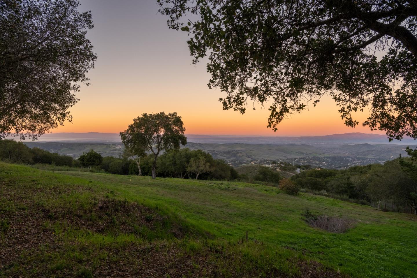 Detail Gallery Image 15 of 28 For 12167 Saddle Rd, Carmel Valley,  CA 93924 - – Beds | – Baths