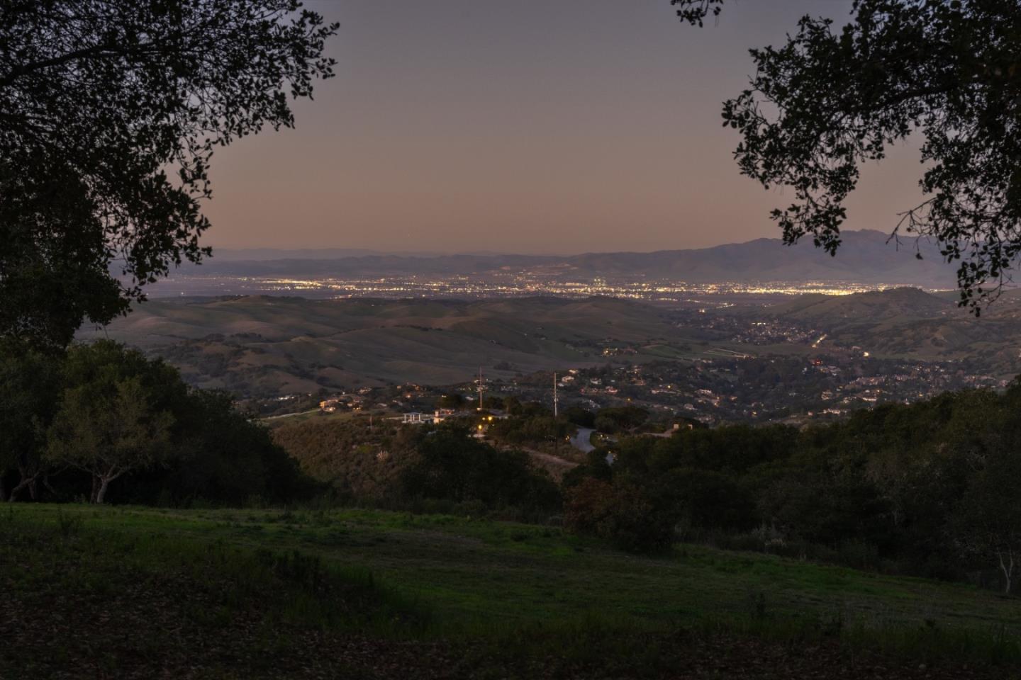 Detail Gallery Image 18 of 28 For 12167 Saddle Rd, Carmel Valley,  CA 93924 - – Beds | – Baths