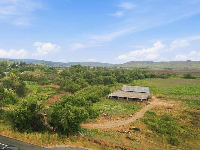 Detail Gallery Image 42 of 46 For 276 Copperleaf Ln, San Juan Bautista,  CA 95045 - 5 Beds | 3 Baths