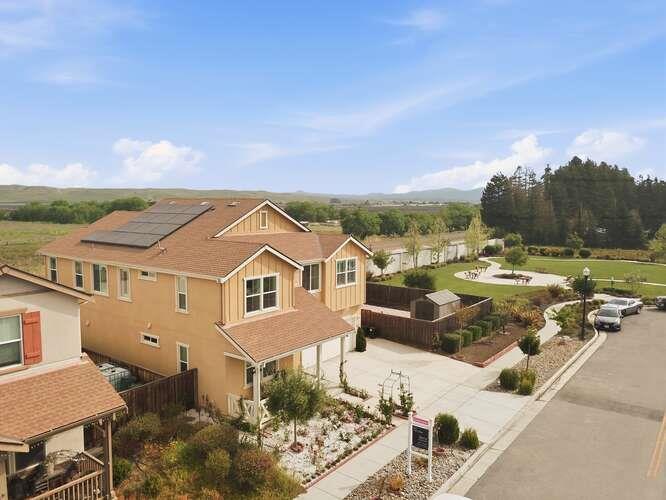 Detail Gallery Image 43 of 46 For 276 Copperleaf Ln, San Juan Bautista,  CA 95045 - 5 Beds | 3 Baths