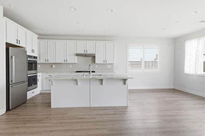 Detail Gallery Image 6 of 46 For 276 Copperleaf Ln, San Juan Bautista,  CA 95045 - 5 Beds | 3 Baths