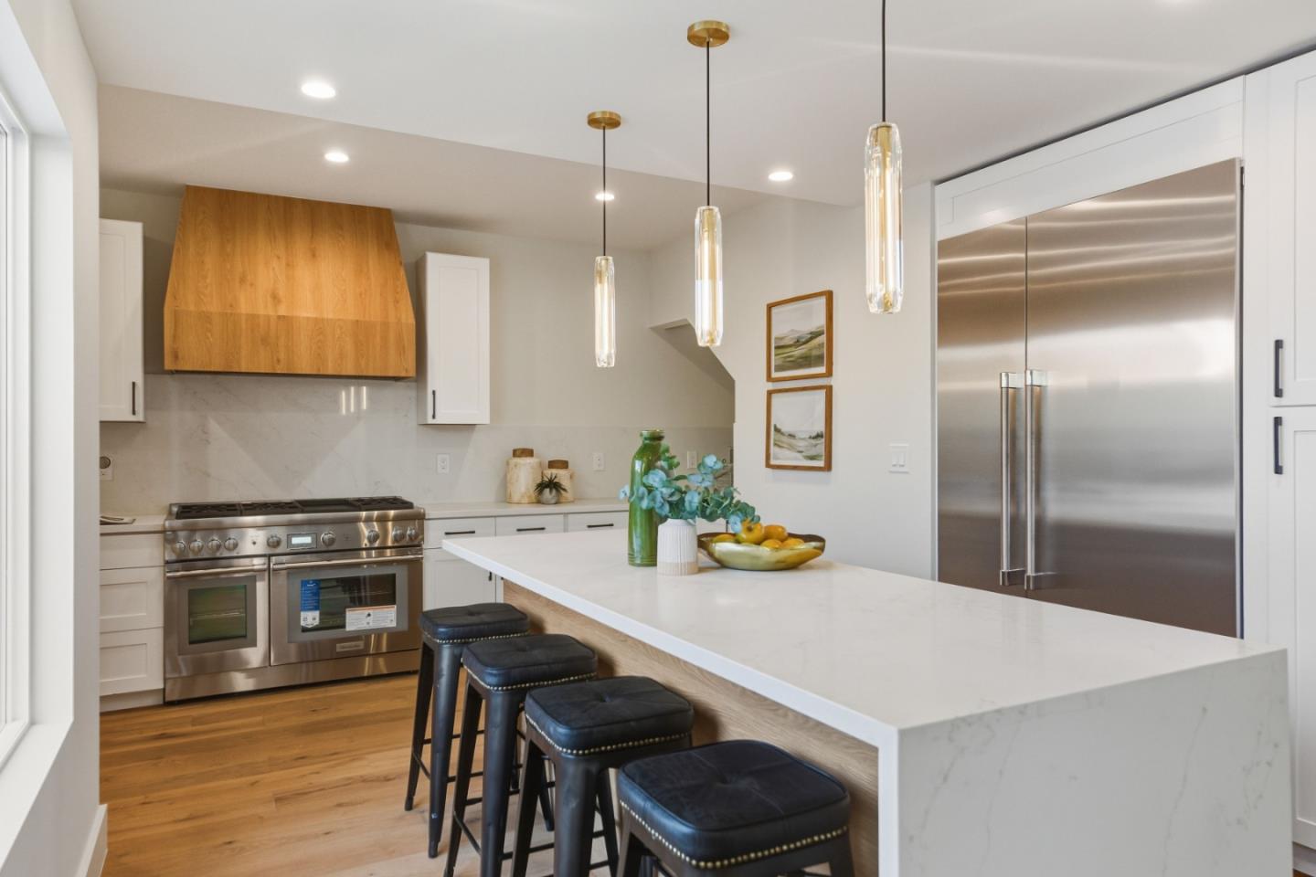 Detail Gallery Image 12 of 49 For 1116 Glenwood Dr, Millbrae,  CA 94030 - 4 Beds | 3 Baths