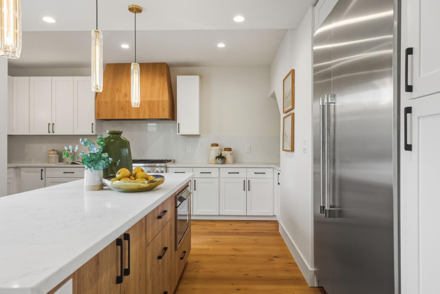 Detail Gallery Image 13 of 49 For 1116 Glenwood Dr, Millbrae,  CA 94030 - 4 Beds | 3 Baths