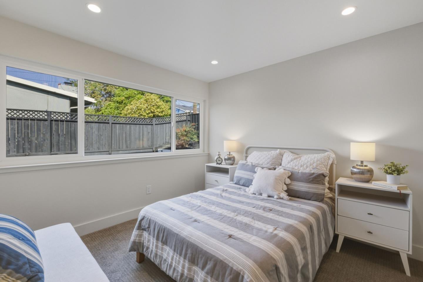 Detail Gallery Image 28 of 49 For 1116 Glenwood Dr, Millbrae,  CA 94030 - 4 Beds | 3 Baths