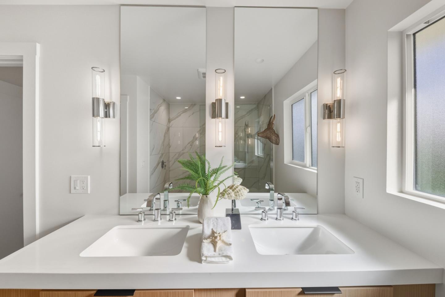 Detail Gallery Image 42 of 49 For 1116 Glenwood Dr, Millbrae,  CA 94030 - 4 Beds | 3 Baths