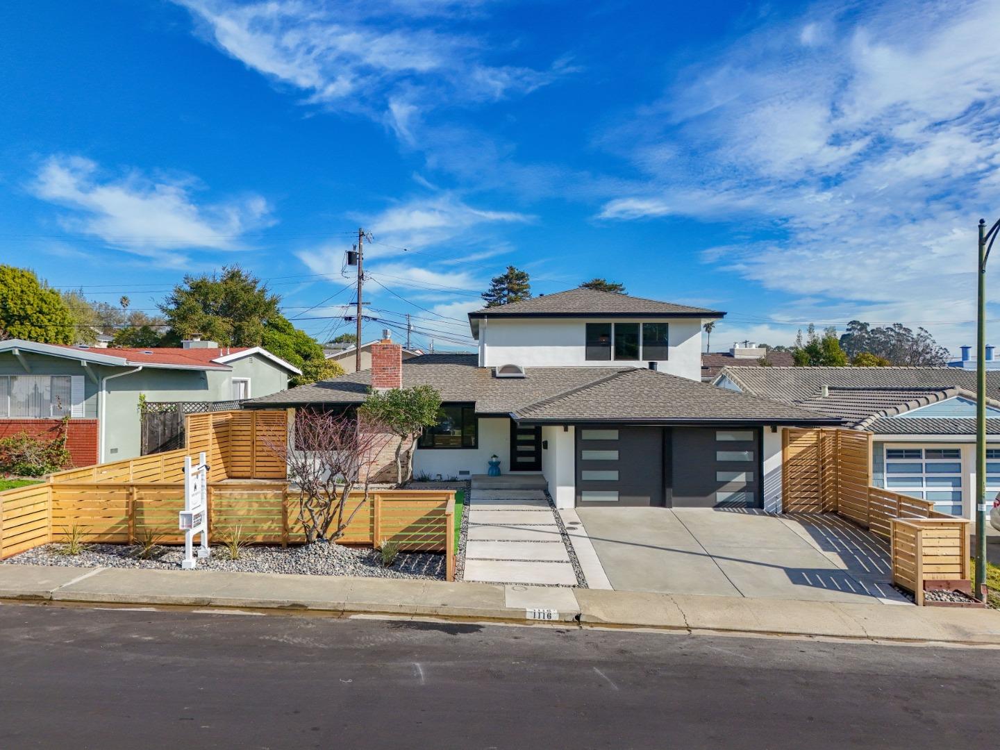 Detail Gallery Image 5 of 49 For 1116 Glenwood Dr, Millbrae,  CA 94030 - 4 Beds | 3 Baths