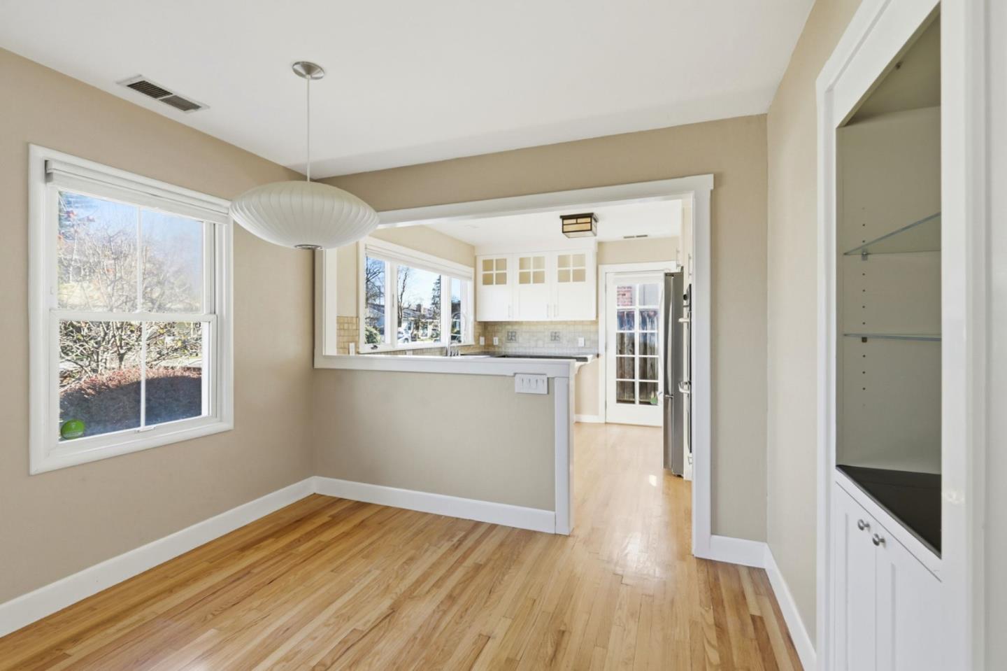 Detail Gallery Image 13 of 43 For 954 Sunlite Dr, Santa Clara,  CA 95050 - 3 Beds | 2 Baths