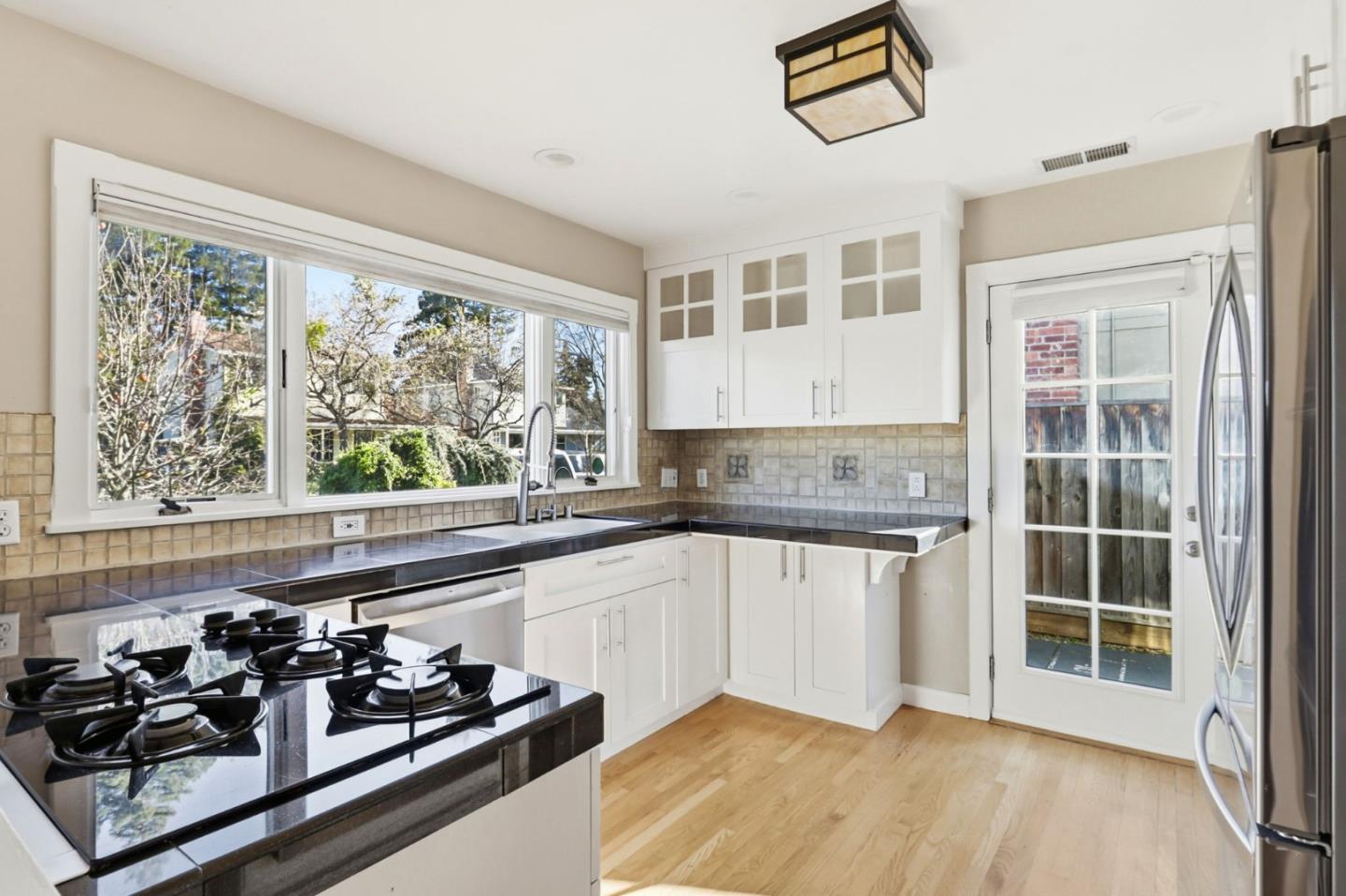 Detail Gallery Image 16 of 43 For 954 Sunlite Dr, Santa Clara,  CA 95050 - 3 Beds | 2 Baths