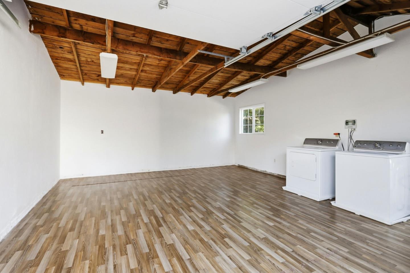 Detail Gallery Image 35 of 43 For 954 Sunlite Dr, Santa Clara,  CA 95050 - 3 Beds | 2 Baths