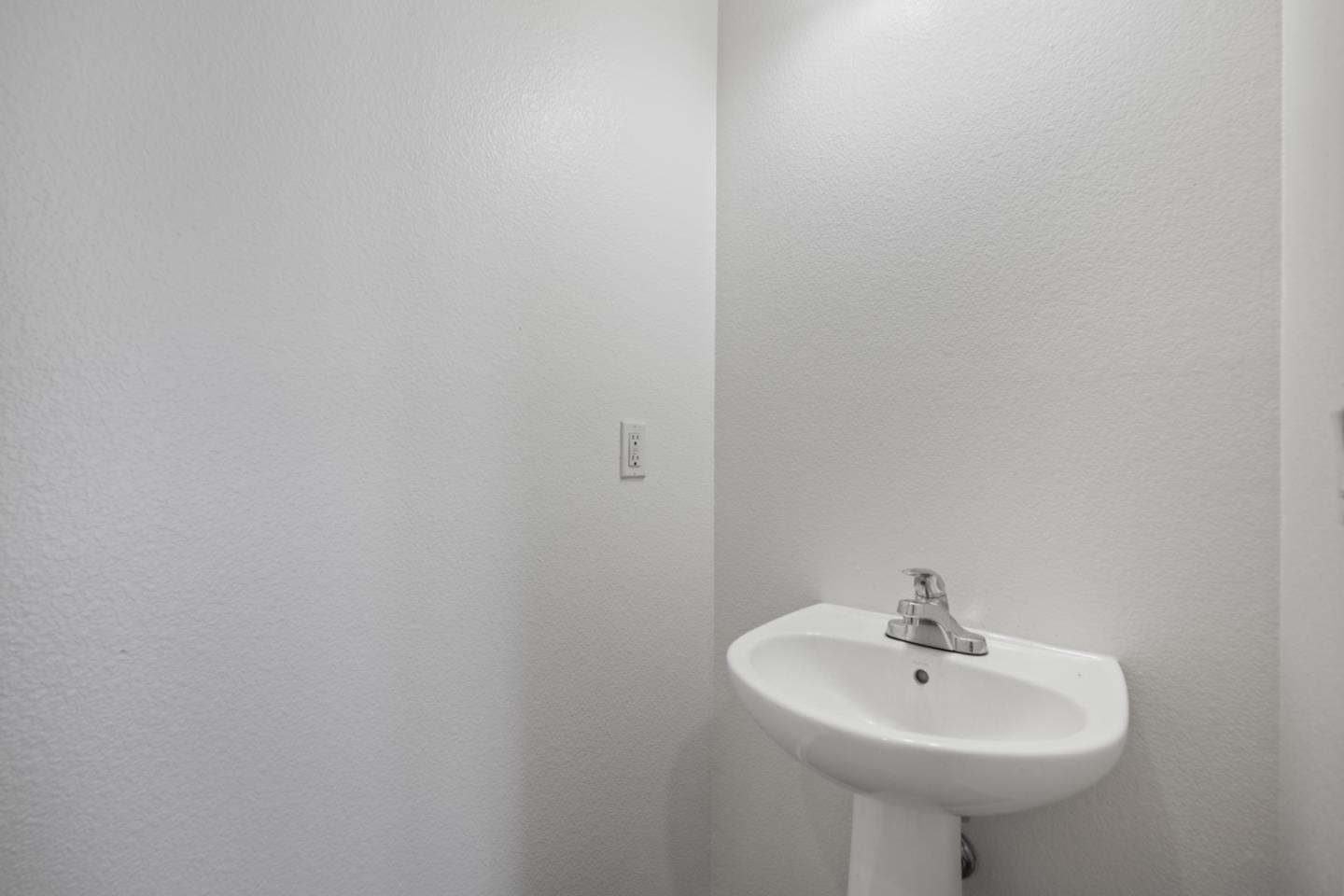 Detail Gallery Image 17 of 43 For 662 Cedar Mountain Dr, Newman,  CA 95360 - 4 Beds | 2/1 Baths