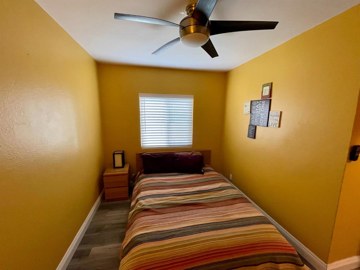 Detail Gallery Image 25 of 35 For 3740 26th Ave, Sacramento,  CA 95820 - 3 Beds | 2 Baths